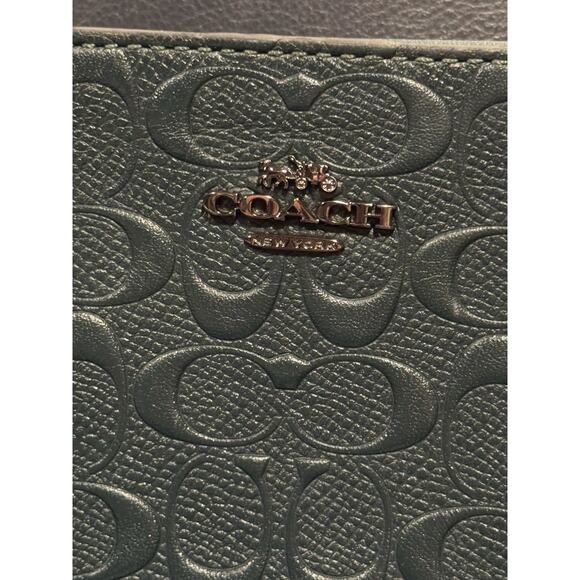 Coach Mini Jamie Camera Bag Embossed in Signature Logo - Picture 3 of 8